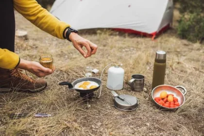 Camping Cooking Made Easy: Essential Equipment for Preparing Meals Outdoors